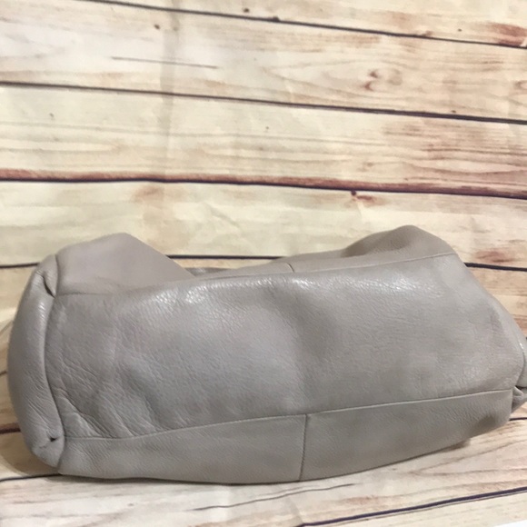 Coach purse - Picture 3 of 5